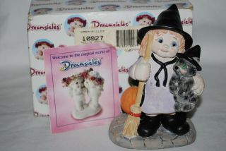1999 Dreamsicles 10927 Hocus Pocus Witch W/cat,  Broom & Pumpkin 5 " Figurine Mib