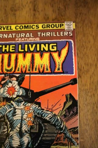 SUPERNATURAL THRILLERS 10 THE LIVING MUMMY VERY HIGH GRADE/MN PAGES OW TO WHITE 3