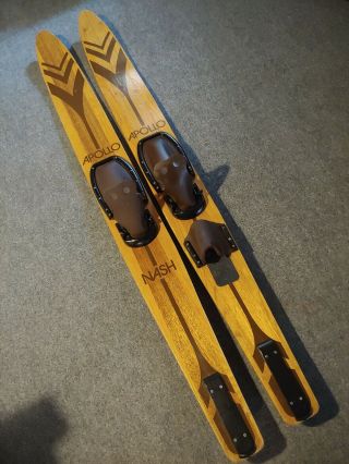 Vintage Nash Apollo Wood Waterskis With Adjustable Boot/binding System Water Ski