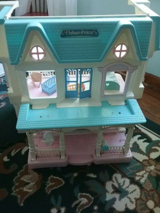 Vintage 1993 Fisher Price Loving Family Dream House & Dad Mom Baby & Furniture.