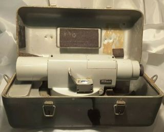 Nikon Vintage Autolevel Ae Made In Japan W/hardcarry Case.  20inv