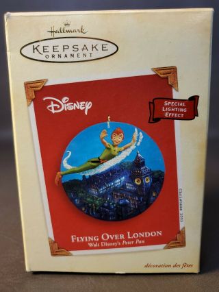 Hallmark Keepsake Ornament Walt Disney Peter Pan Flying Over London 2003