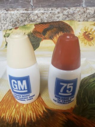 Vintage Milk Glass Gemco Salt And Pepper Shakers