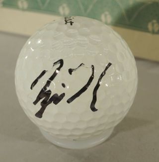 Vintage Tiger Woods Autograph Signed Golf Ball With