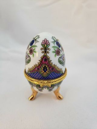 Porcelain Egg Footed Made In China