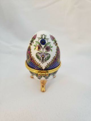 Porcelain Egg footed Made In China 2