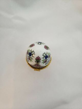 Porcelain Egg footed Made In China 3