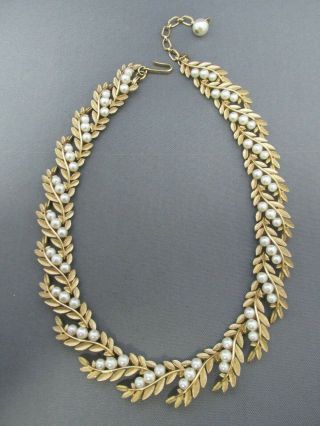 Vintage Trifari Gold Tone Branch Leaf Pearl Collar Necklace