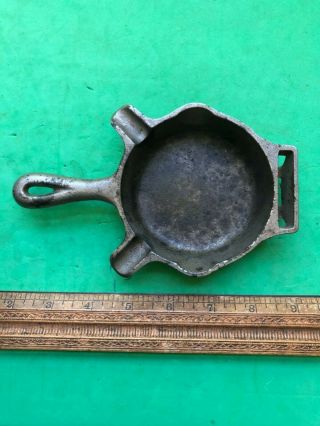 Vintage 4” Griswold 570a 00 Quality Ware Frying Pan Ashtray Cast Iron Skillet