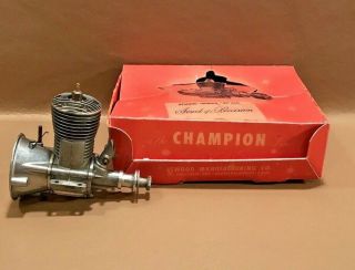 Vintage Boxed Atwood Triumph.  49 Cl Glow Model Airplane Engine