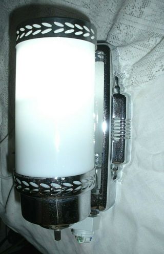 Vtg Art Deco Glass Cylinder,  Chrome Filigree Top Wall Sconce With Outlet