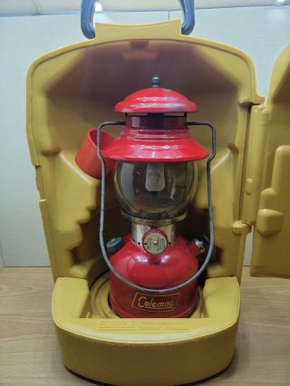 Vintage 1976 Red Enamel Coleman Lantern Model 200a With Carry - Case & 4 Mantles