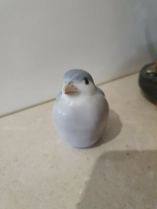 ⚜ Vintage OTAGIRI Japan Pale Gray White Porcelain Sparrow Finch Bird Figurine ⚜ 2