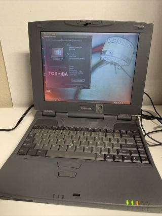 Vintage Toshiba Satellite 2065cds Laptop Intel Pentium Windows 98 Collectible