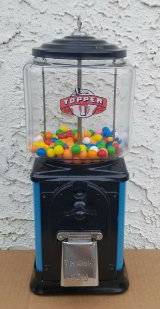 Vintage Victor Topper 1 Cent Gum Ball Nut Peanut Machine W/key