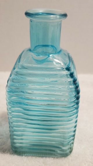 Vintage Translucent Blue Glass Small Bud Flower Floral Vase 5 " High X 2.  5 " Wide