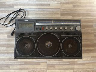 Vintage Magnavox D8443 Boombox Stereo,  Radio Cassette Player Does Not