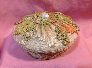 Vintage ' Sweetgrass ' Basket with lid approx 6 1/2 