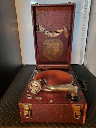Antique Vintage Portable Gramophone Record Player Wind Up W/ Records Superphonic