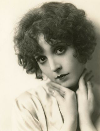 Silent Film Star Madge Bellamy Vintage 1920s Piercing Eyes Glamour Photograph 2