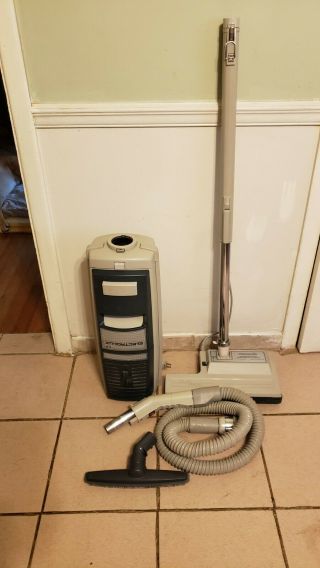Vintage Electrolux Le Canister Vacuum Cleaner