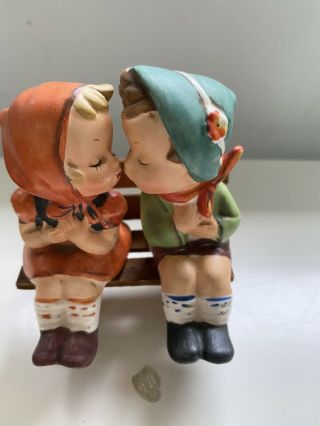 Vintage 1959 Napco Boy & Girl Kissing On A Wood Bench Figurine Set