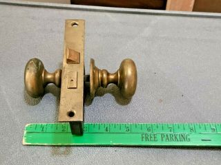 Vintage Door Knobs And Lock Set