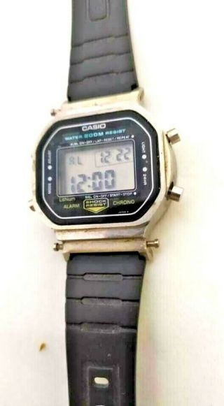 Vintage Casio DW5200 Digital Watch in full order.  240 Casio DW - 5200 2