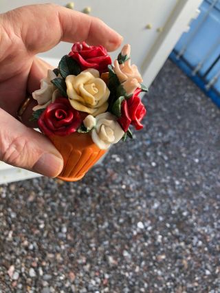Ceramic flower pot and roses ornament with secret lid. 3