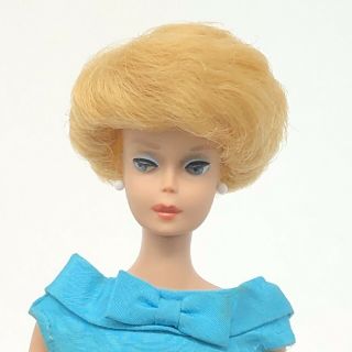 Vintage Barbie Bubblecut - Light Blonde In Turquoise Blue Silk Sheath