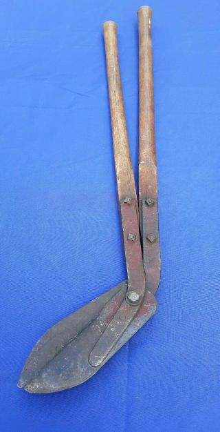 Vintage Pruning Hedge Clippers Loppers W/wood Handles