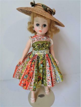 Vintage 1961 Madame Alexander Cissette Doll In Tagged Dress 0846