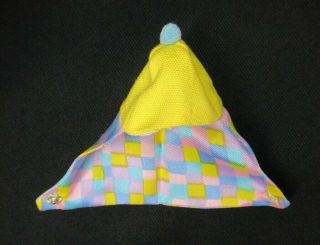 AUCT Vintage BARBIE - THE YELLOW GO 1816 Sears Exclusive Hood w/ Blue Pom HTF 3