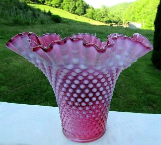 Vintage Fenton Art Glass Cranberry Opalescent Hobnail Ruffled Vase 8 " H X 9.  25 " W