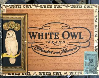 White Owl Invincible Cigar Box Blended With Havana 9 Cents