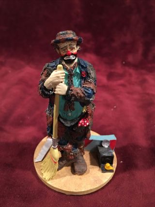 Emmett Kelly Jr In The Spotlight Clown Sweeping Figurine Flambro 1991