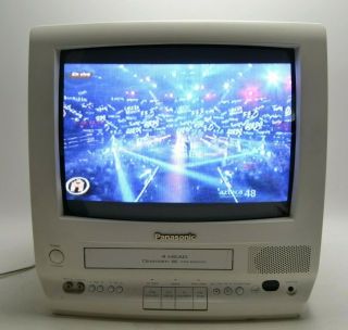 Vintage Panasonic 13 " Crt Tv Vcr Combo Retro Gaming Pv - M1378w No Remote