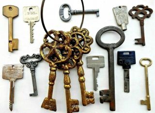 14 Keys Big Skeleton Keys,  High Security Keys,  Medeco,  Mul - T - Lock.