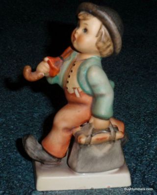 " Merry Wanderer " Goebel Hummel Figurine 11 2/0 Tmk3 - $0.  99 Starting Bid