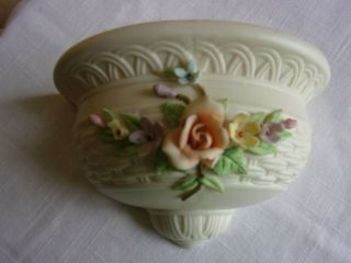 Vintage Lefton China Hand Painted Antique Ivory Porcelain Wall Pocket Vase Kw649