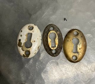 (3) Vintage Oval Brass Skeleton Key Hole Covers Escutcheon Plates Door Hardware