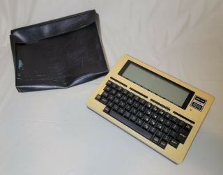 Radio Shack Trs - 80 Model 100 Portable Computer W Sleeve Vintage 80s