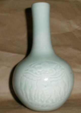 Chinese celadon bottle vase with incised phoenix medallion,  Yongzheng 3