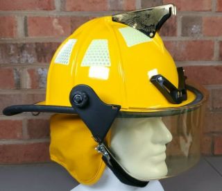 Yellow Cairns 1010 Fire Helmet 2001 Eagle Shield Holder / Visor