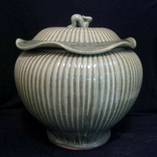 Chinese Yuan - Ming Longquan Celadon Extra Big And Heavy Lidded Jar