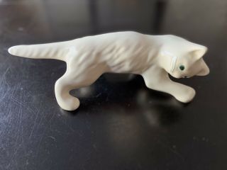 Camark Ceramic Glazed White Wall Climbing Crouching Cat Figure Simplistic Art