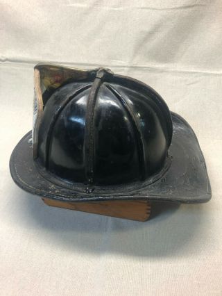 Vintage Fireman Helmet Lieutenant Chicago Fire Department Cairns & Brother 2