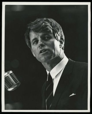Robert F.  Kennedy 1968 Portrait Us Senator Type 1 Photo Wilbur Hess