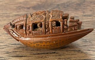 FINE 19th C ANTIQUE CHINESE FRUIT PIT NUT BOAT HEDIAO CARVING WITH ENGRAVED POEM 2