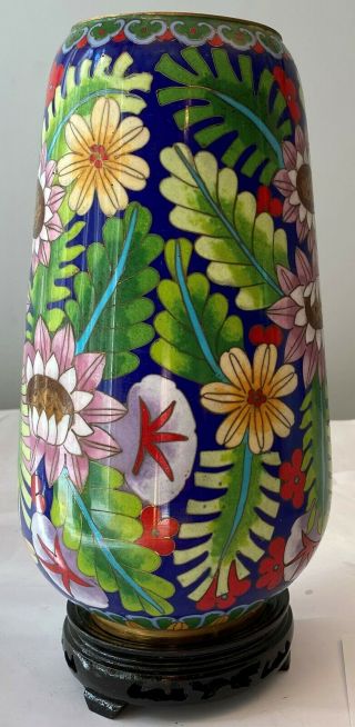 A Chinese Cloisonné Vases H: 25.  5 Cm（景泰蓝花瓶一个）